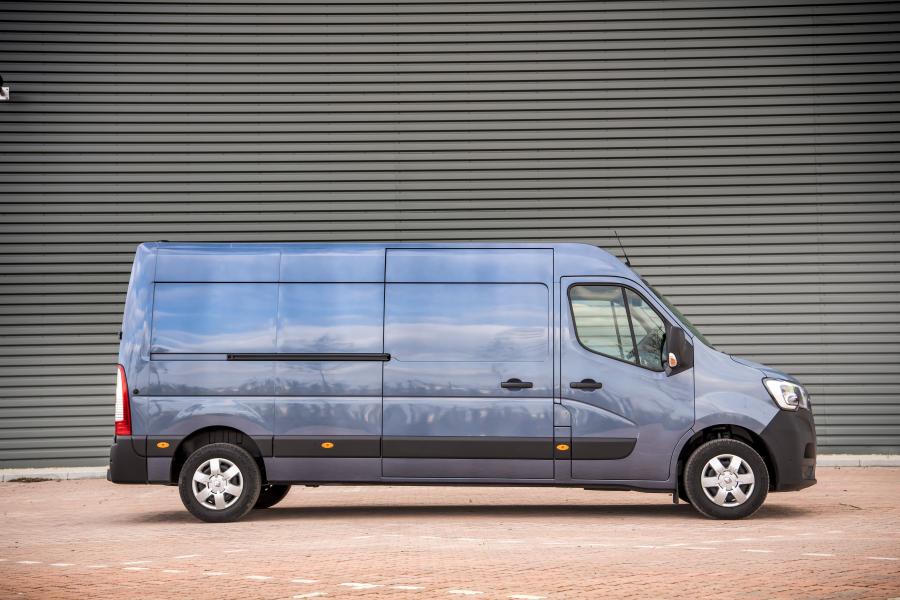  Renault Master L3H2 Van 2019 года  (UK) (фото 20 из 42)